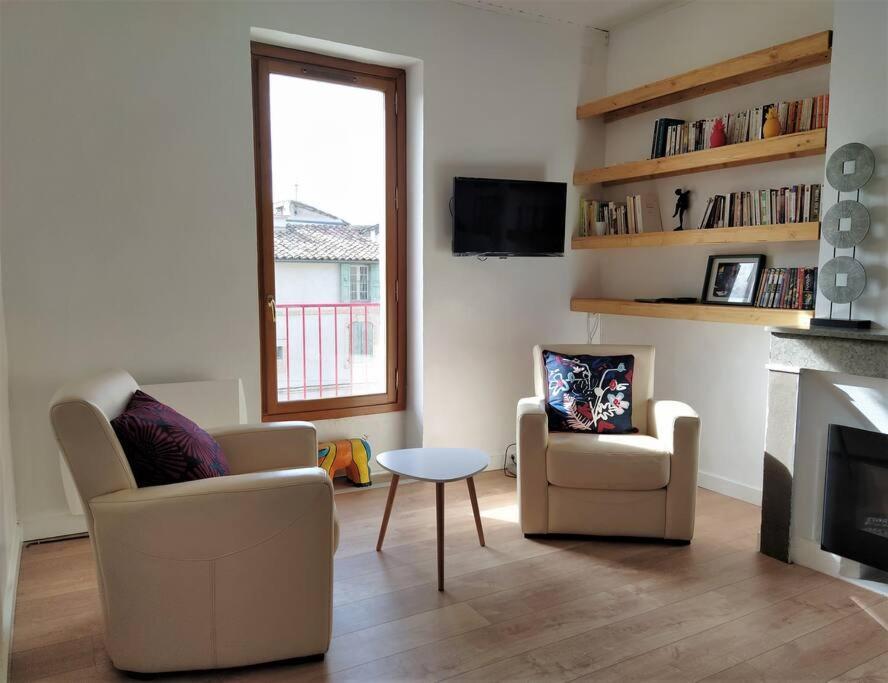 Bel Appartement Au Coeur De La Cite Medievale Sommieres Exterior photo